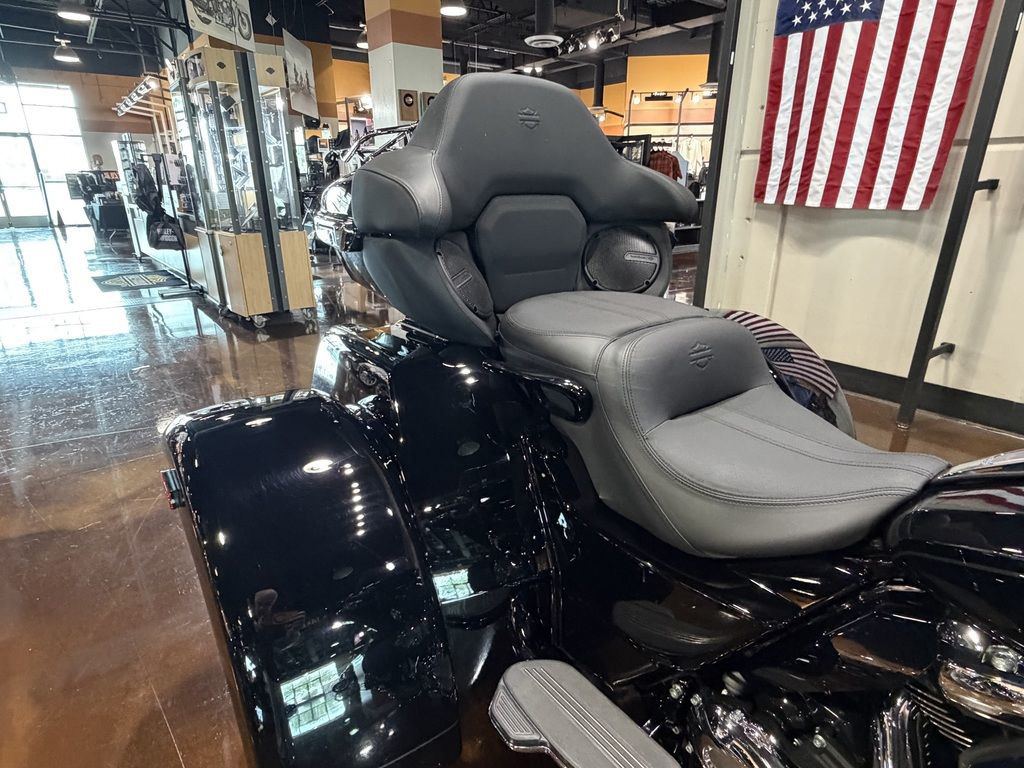 Street Glide® 3 Limited