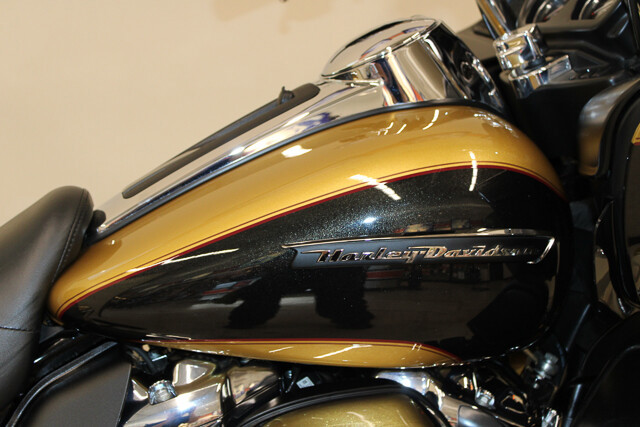 Road Glide® Ultra