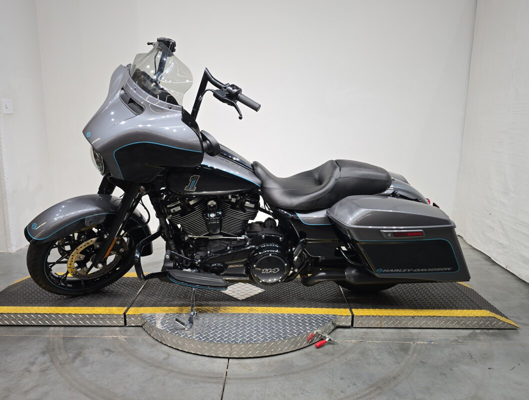 Street Glide® Special