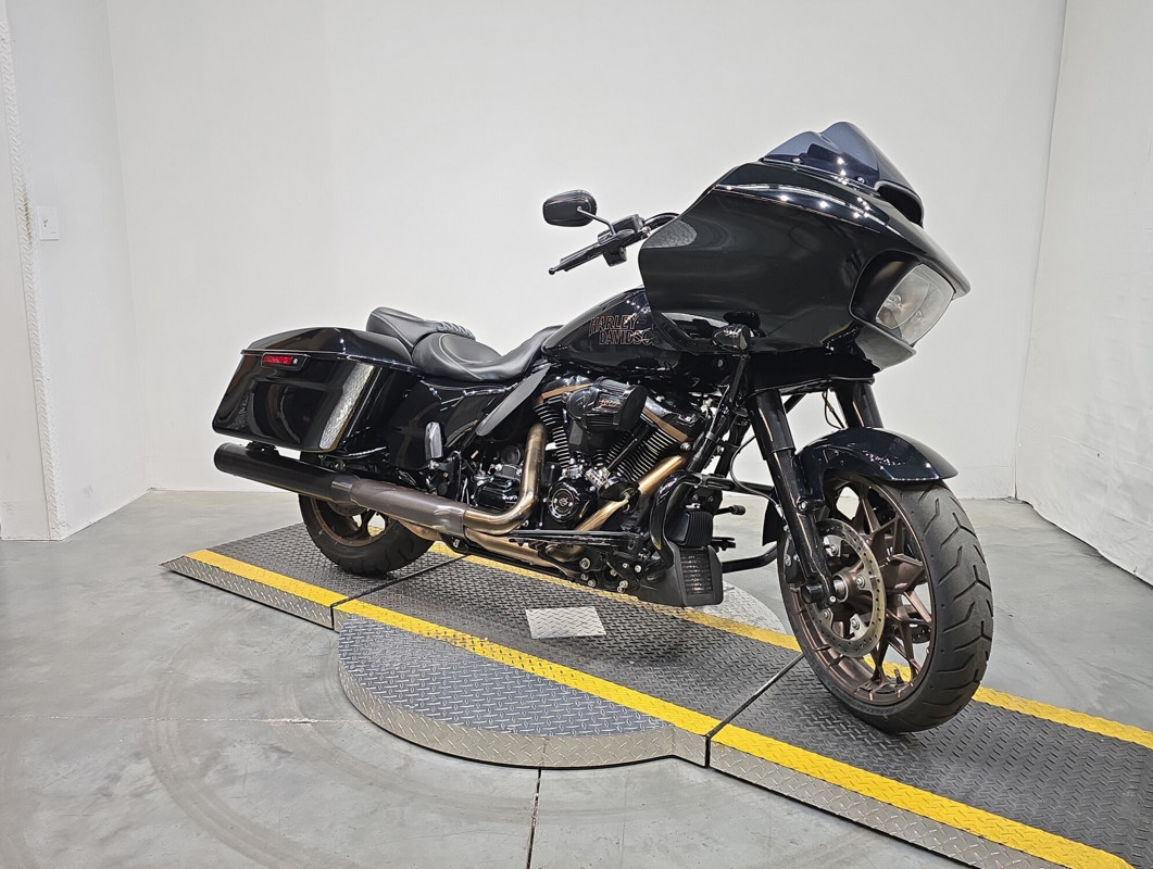 Road Glide® ST