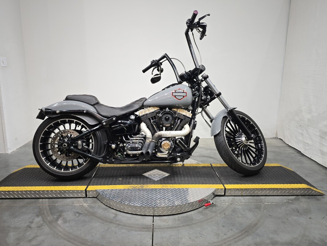 Softail® Breakout®