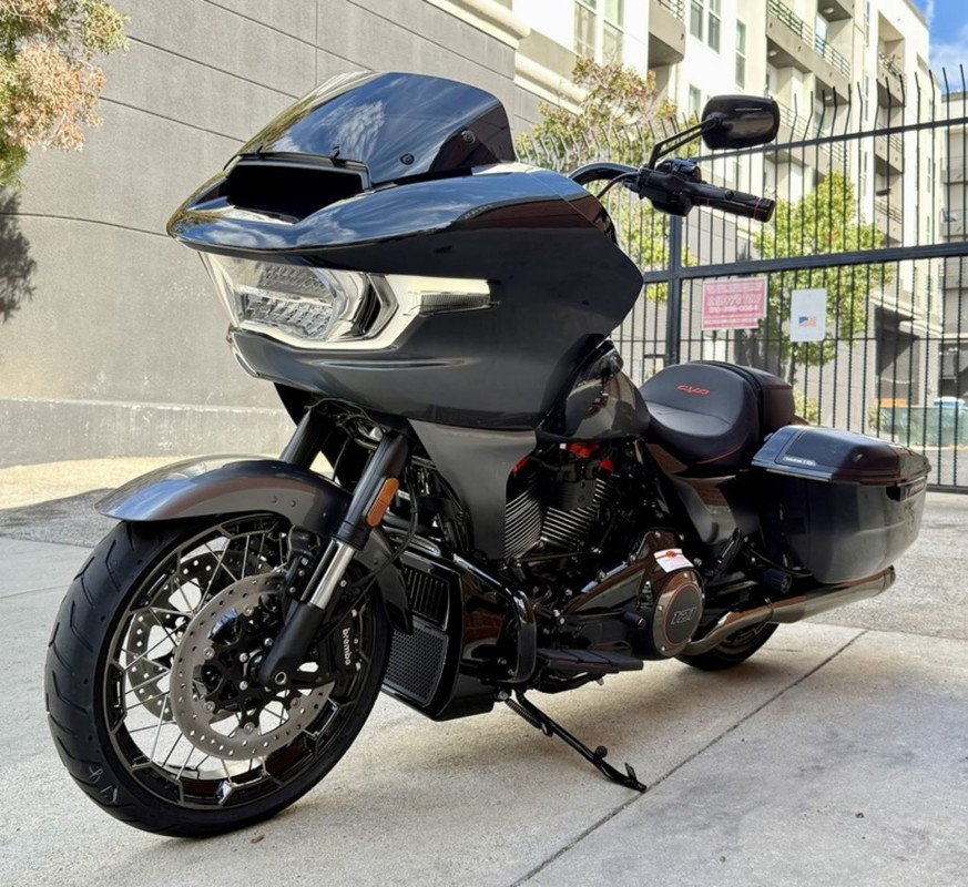 CVO® Road Glide®