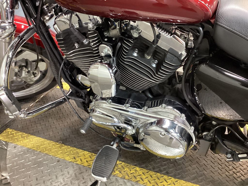 Sportster® SuperLow® 1200T