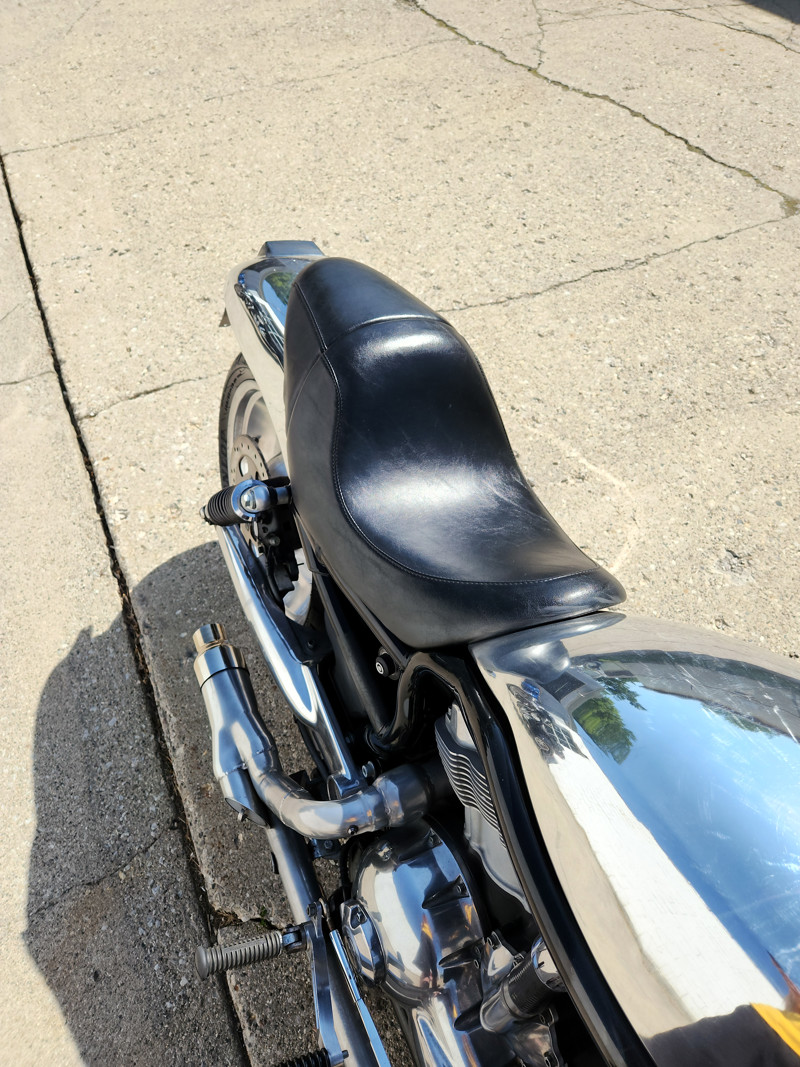 V-Rod® - Silver/Gray Frame