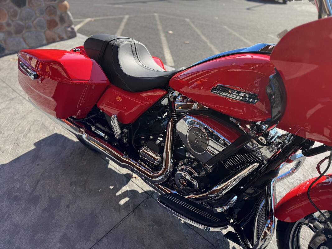 Road Glide®