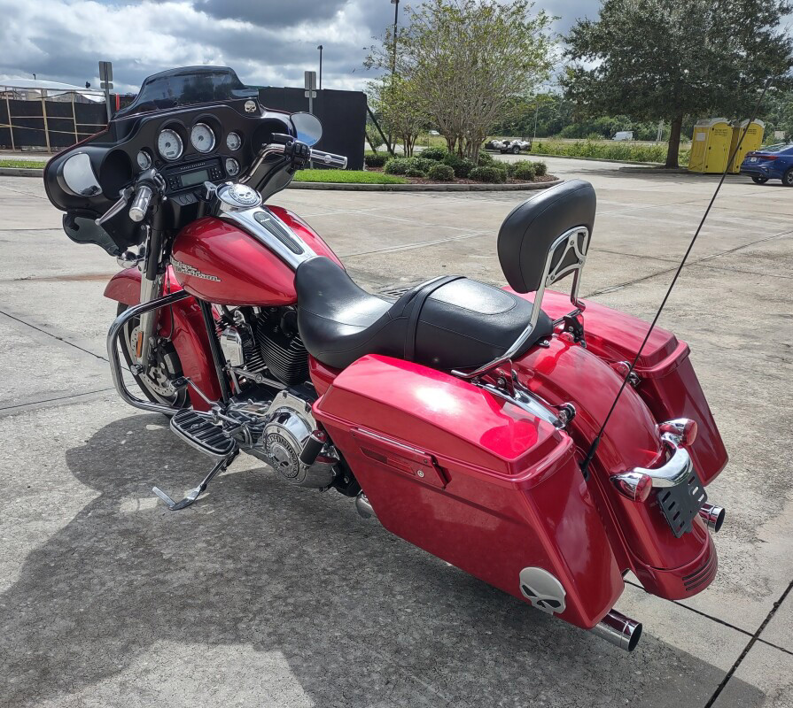 Street Glide®