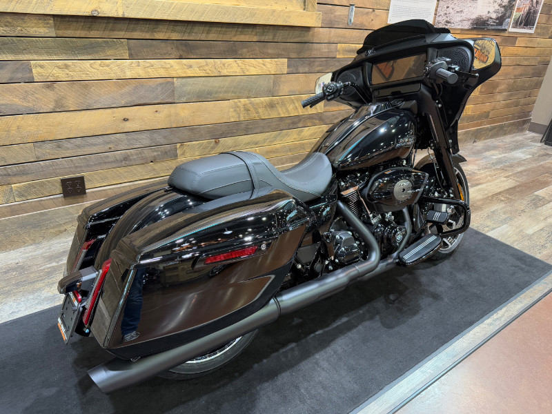 Street Glide®