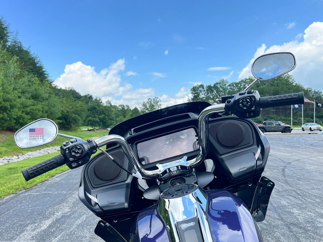 Road Glide®