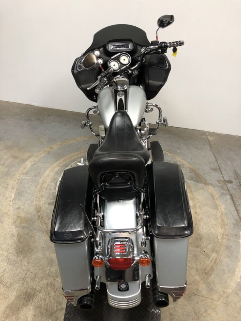 Road Glide®
