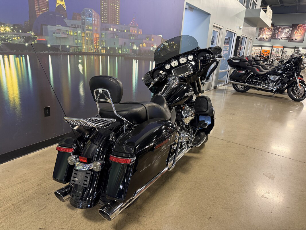 Street Glide® Special