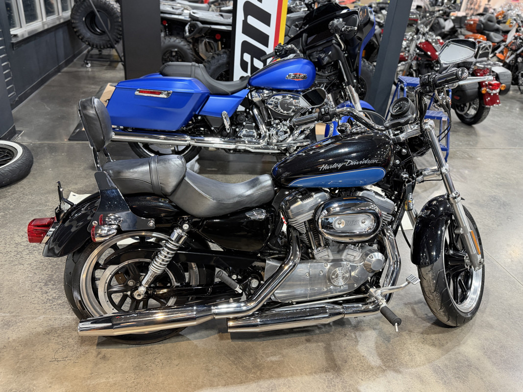 Sportster® 883 SuperLow®