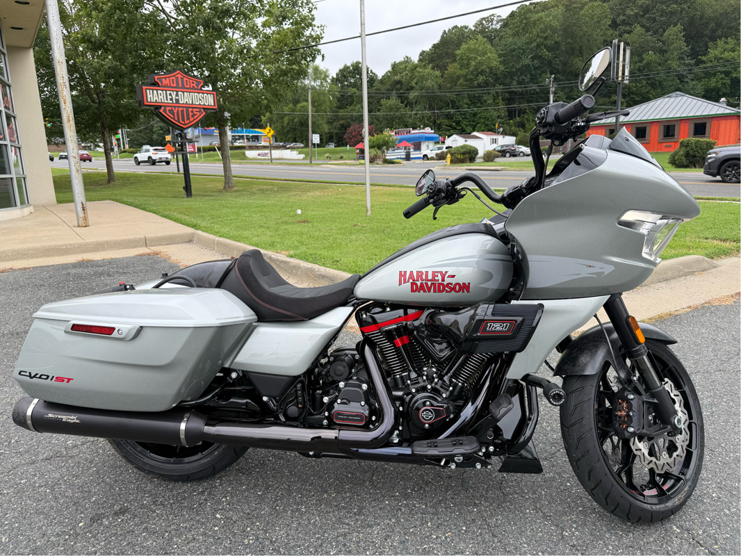 CVO® Road Glide® ST