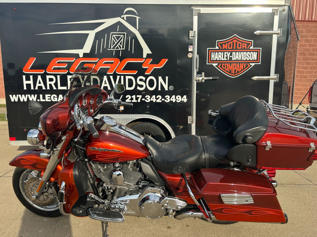CVO® Ultra Classic® Electra Glide® 