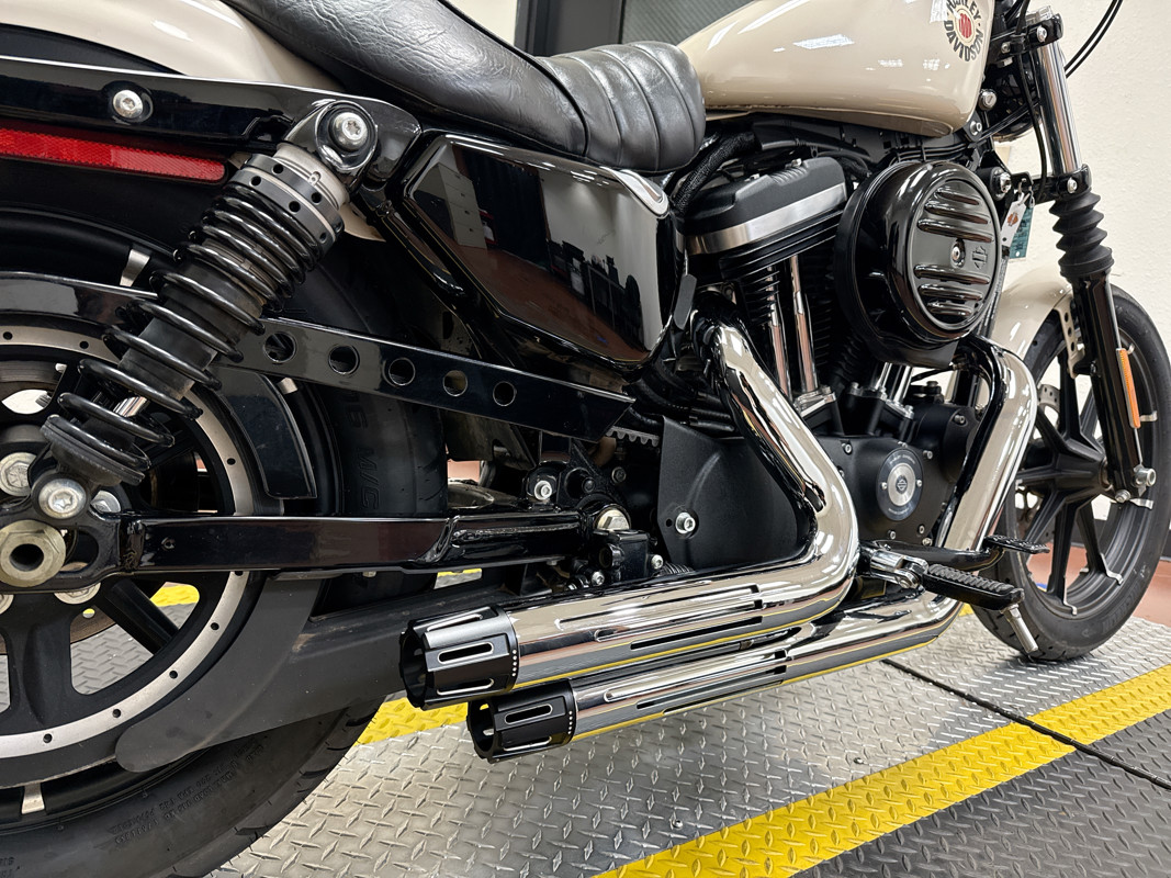 Iron 883®