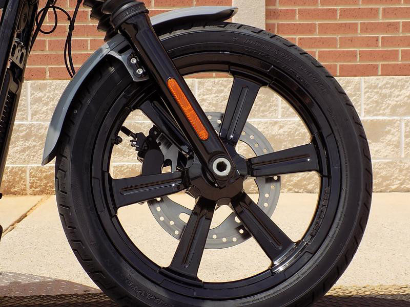 Street Bob®