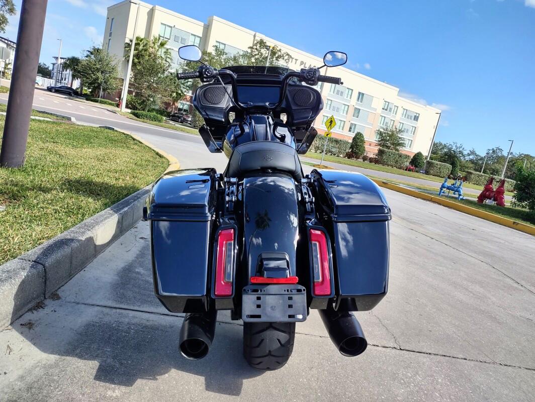 Road Glide®