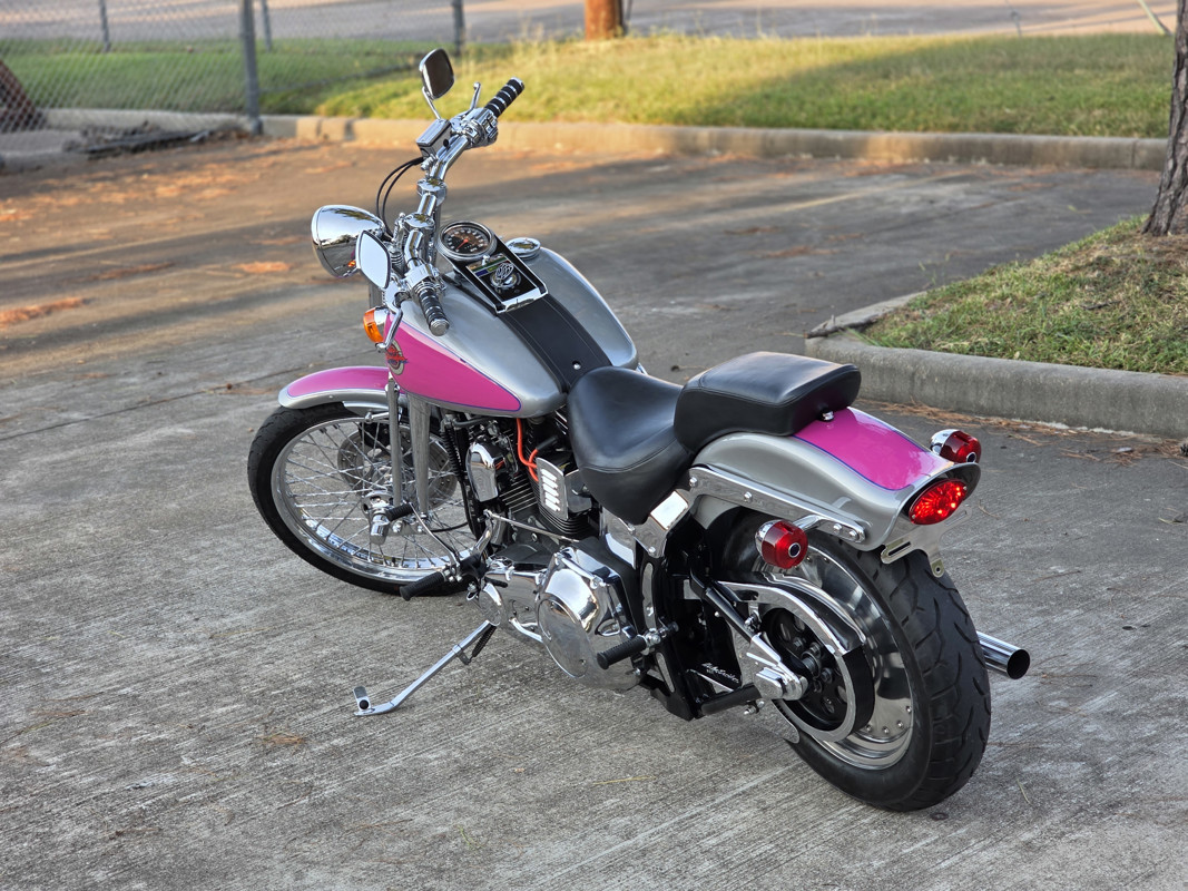 Springer® Softail®