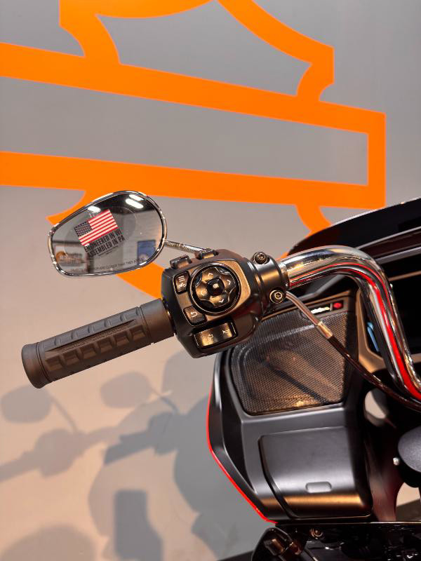 Road Glide®