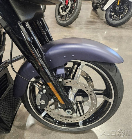 Street Glide®
