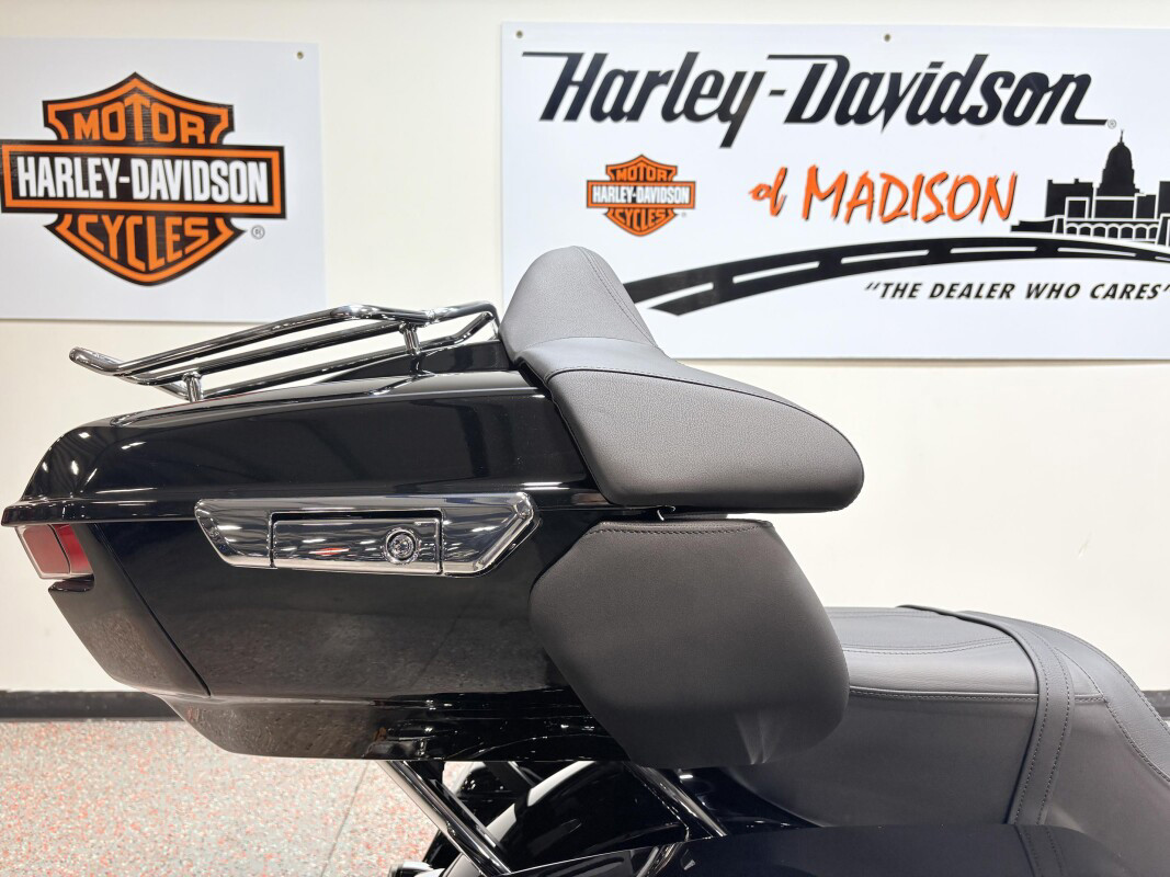 Street Glide® Limited