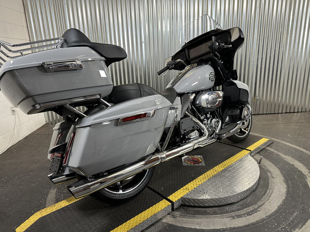 Street Glide® Ultra