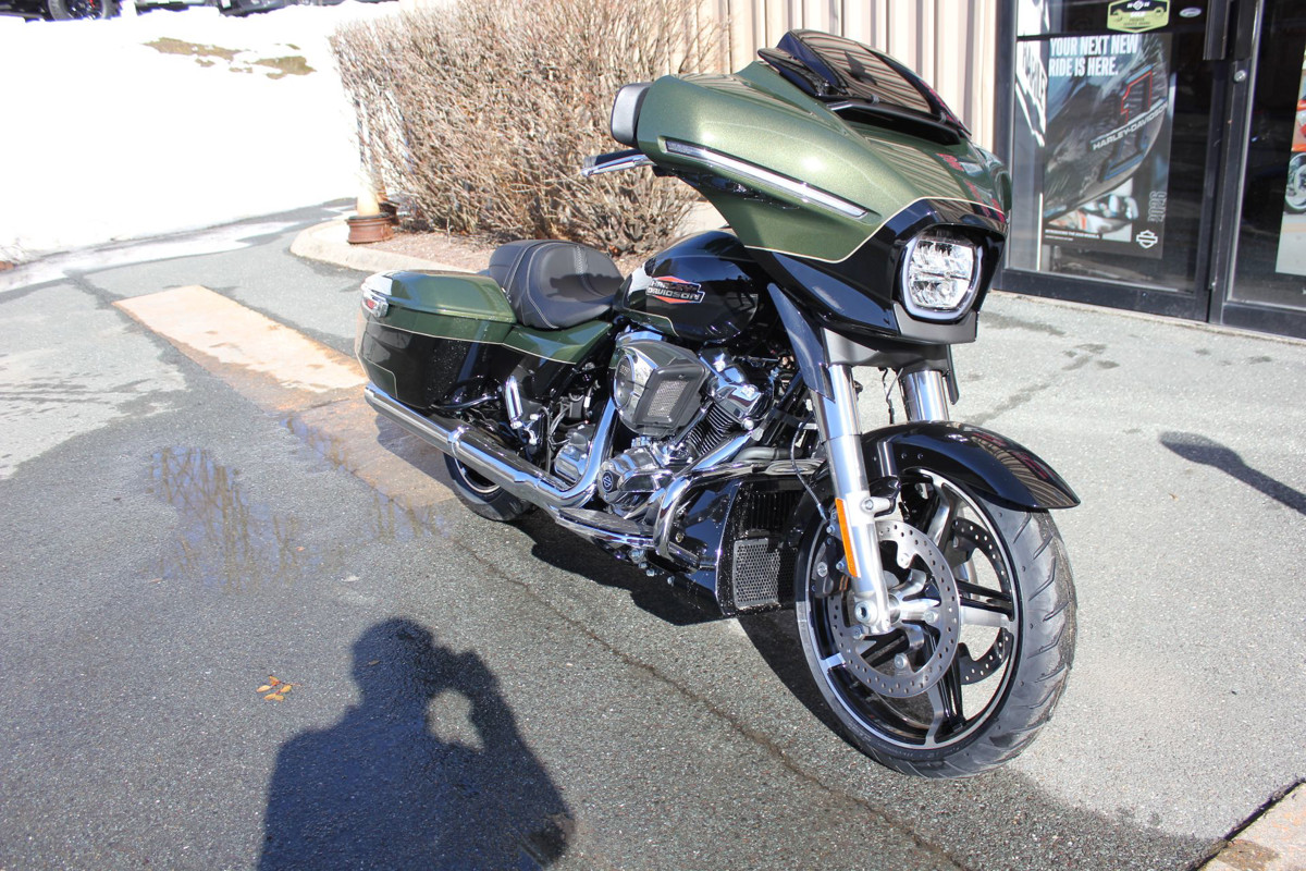 Street Glide®