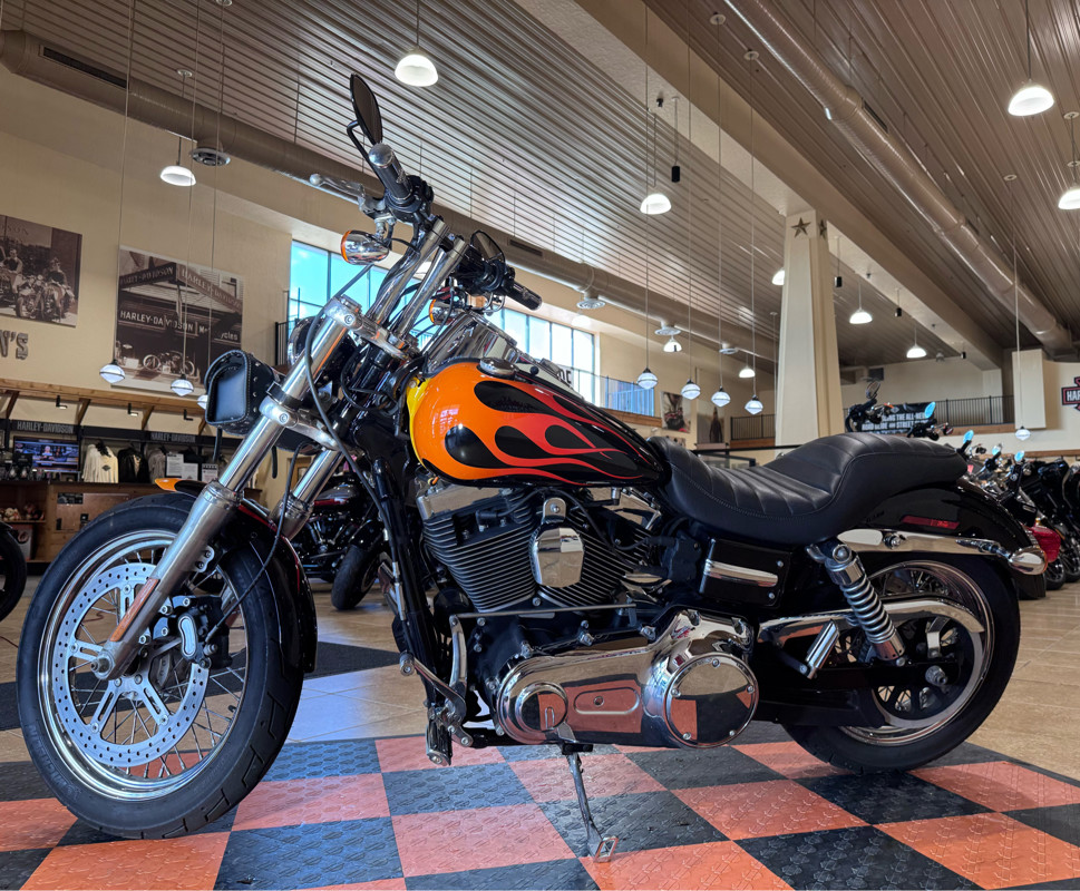 Dyna® Super Glide® Custom