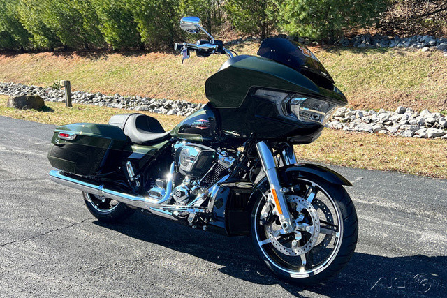 Road Glide®