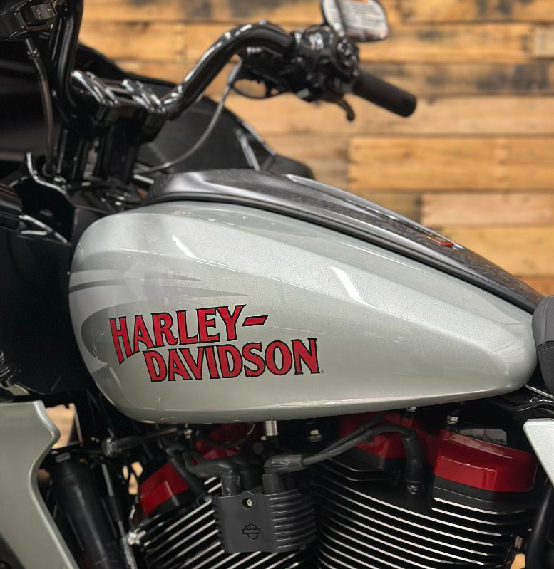 CVO® Road Glide®