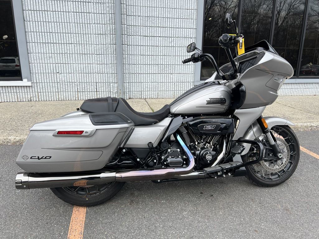 CVO® Road Glide®