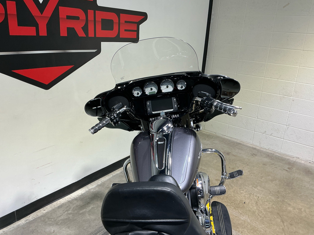 Street Glide® Special