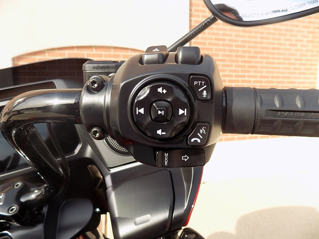 Road Glide®