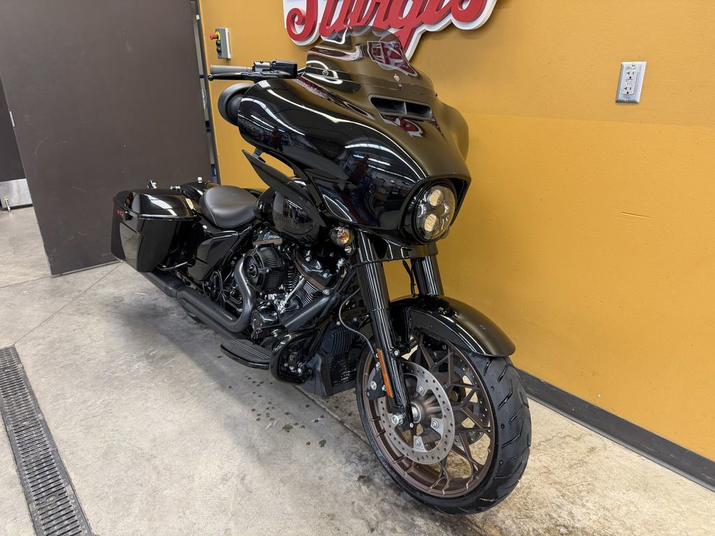 Street Glide® ST