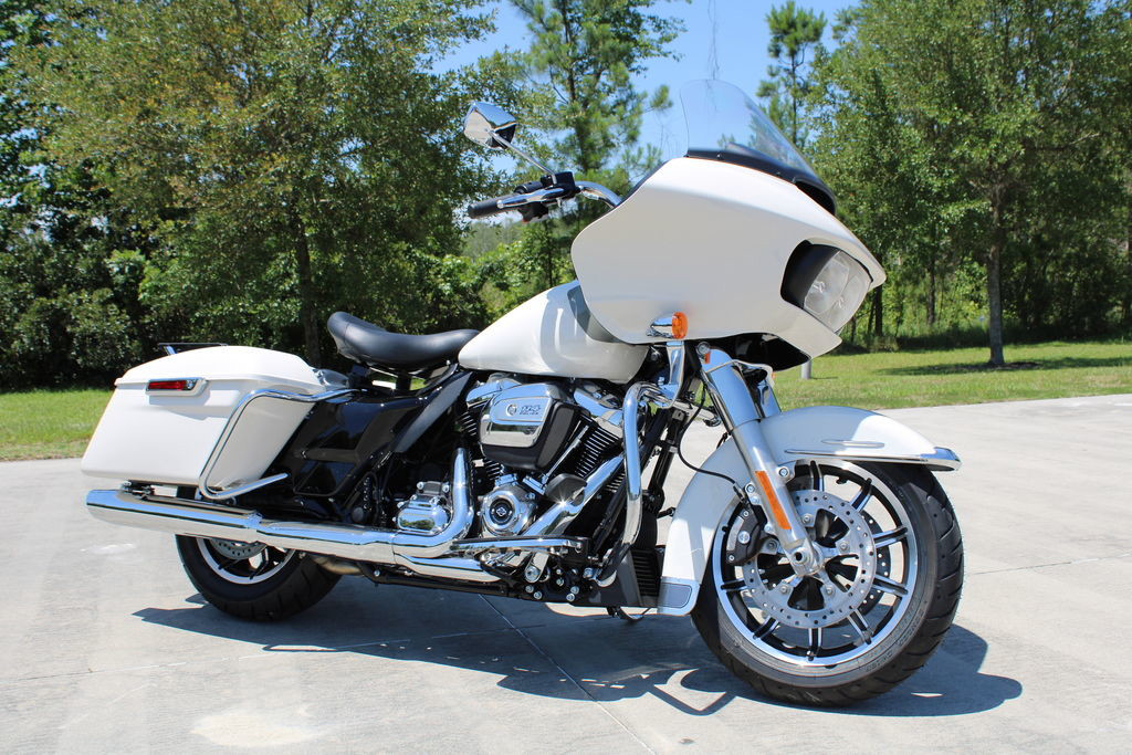 Road Glide®