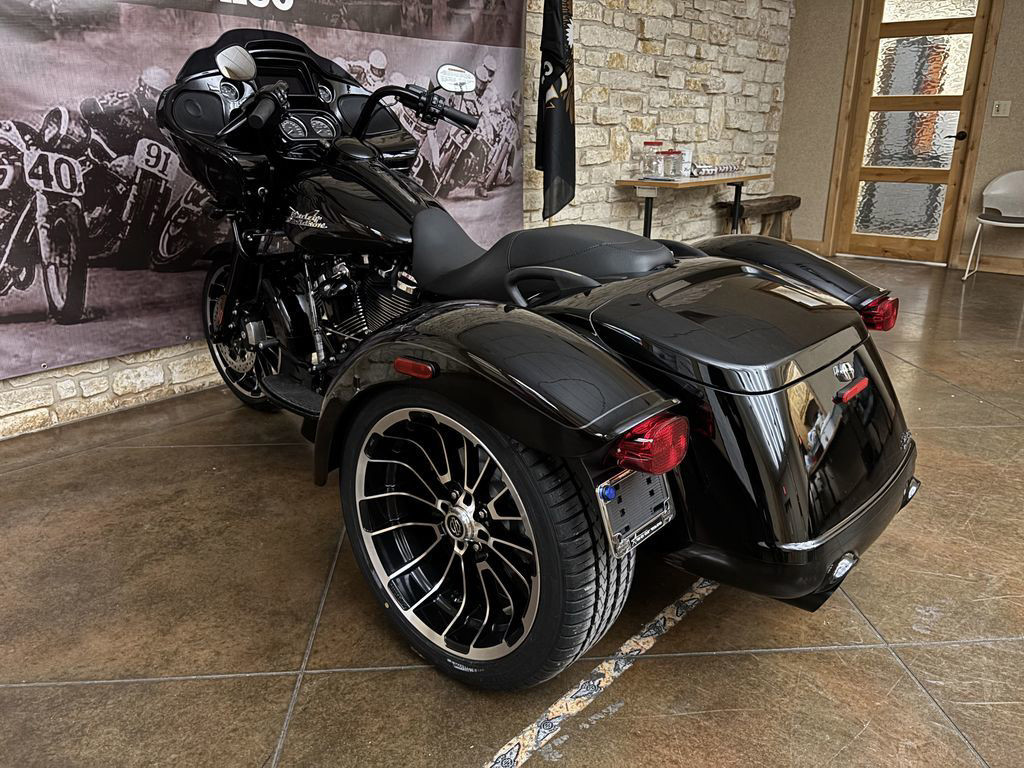Road Glide® 3