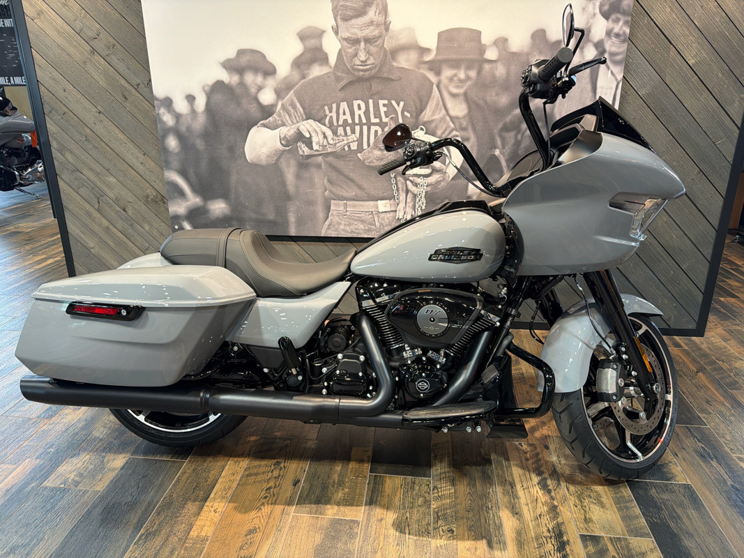 Road Glide®