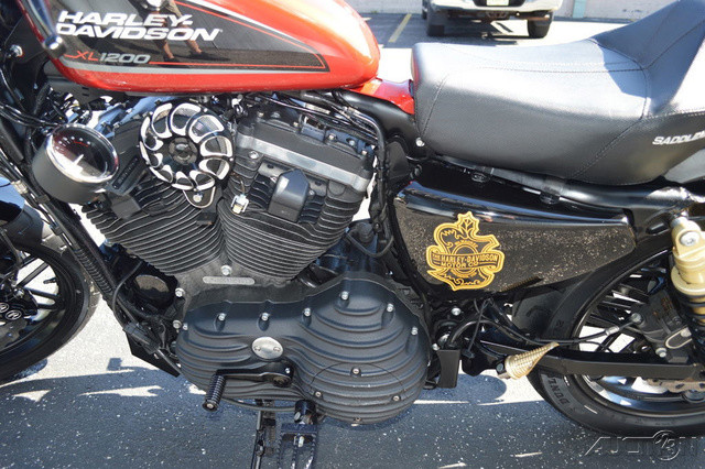 Sportster® Roadster®