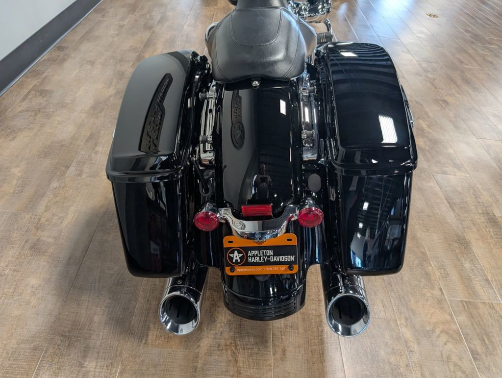Street Glide®