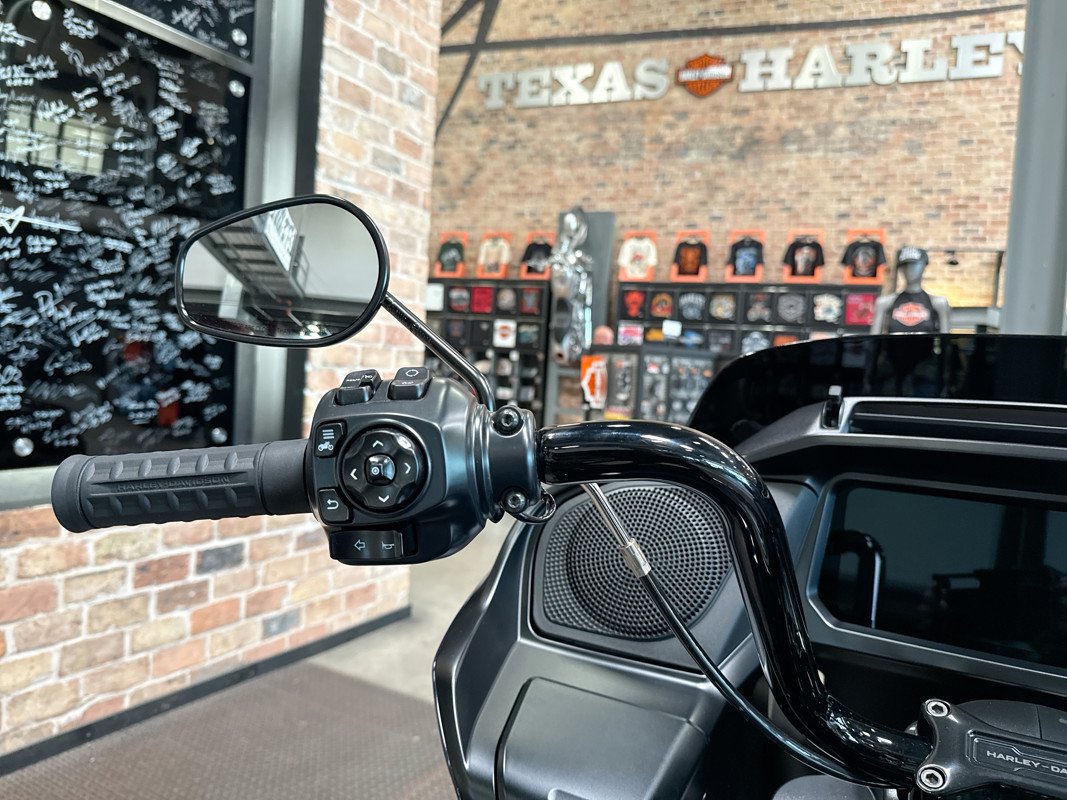 Road Glide®