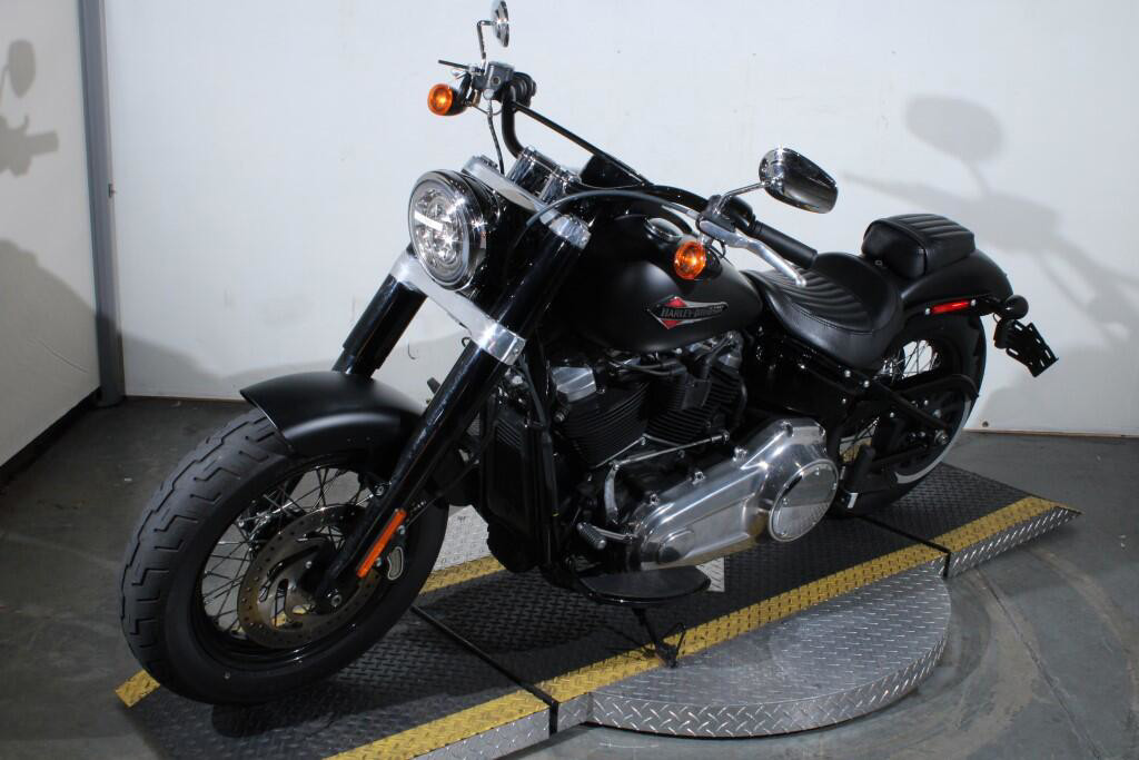 Softail® Slim®