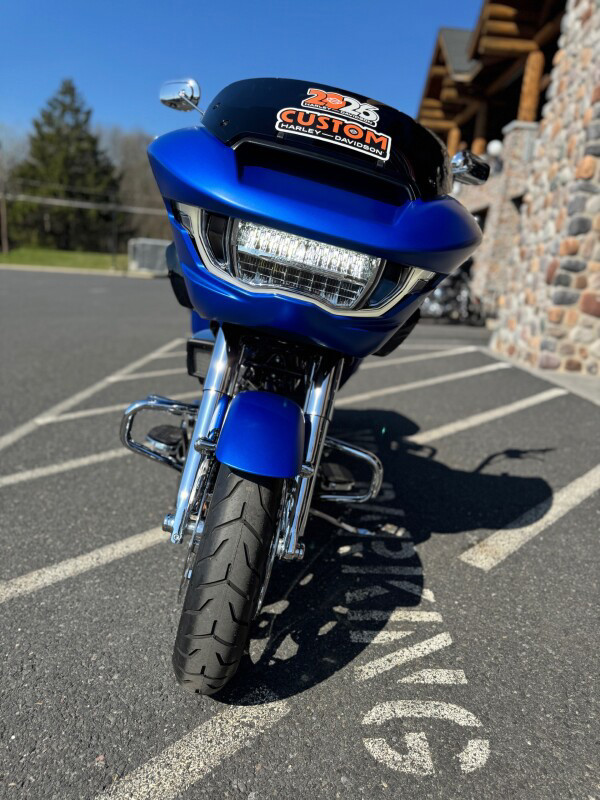 Road Glide®
