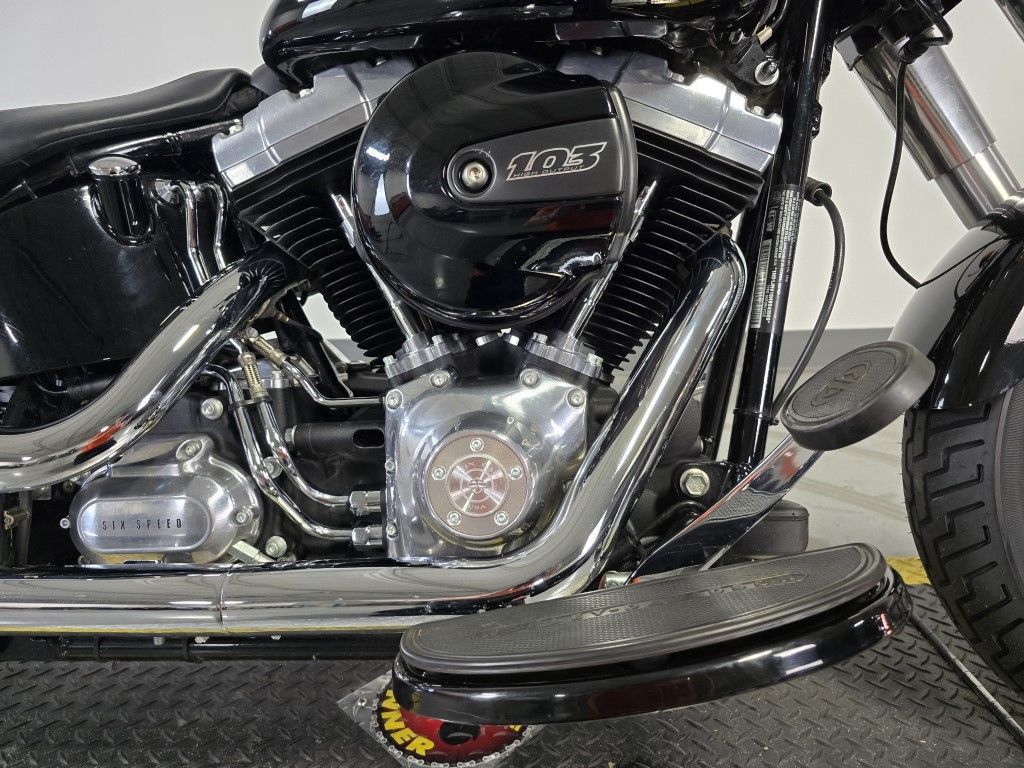 Softail® Slim®