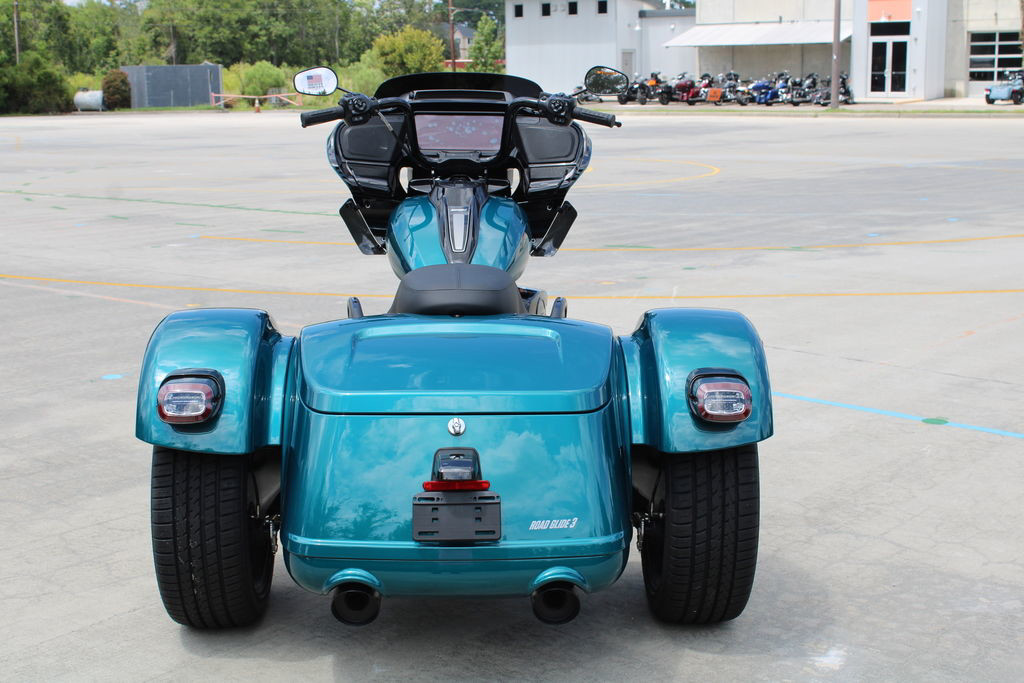Road Glide® 3