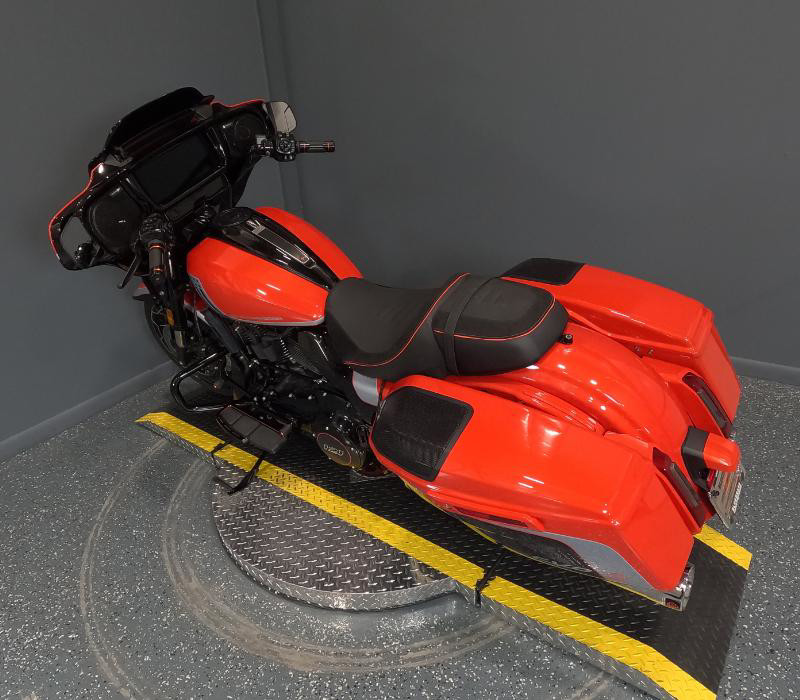 CVO® Street Glide®