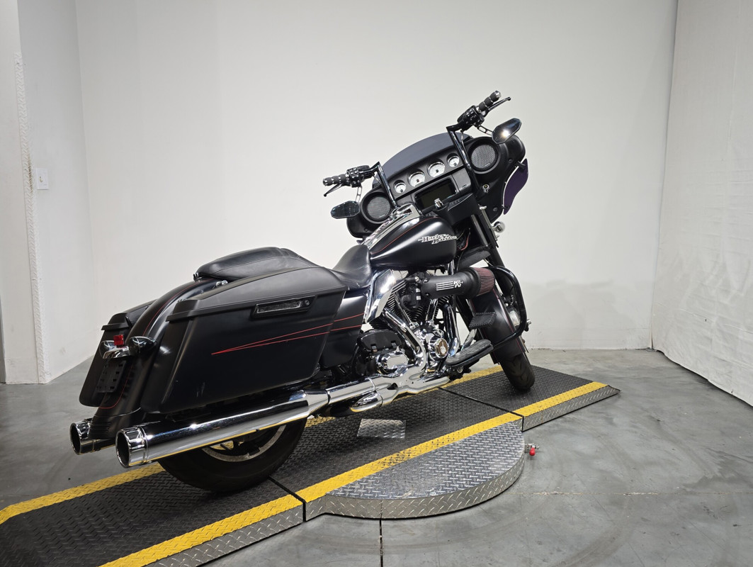 Street Glide® Special