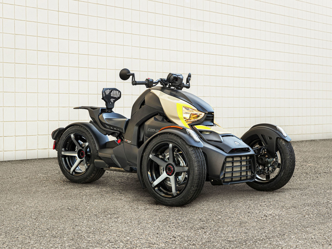 Ryker 900 Sport