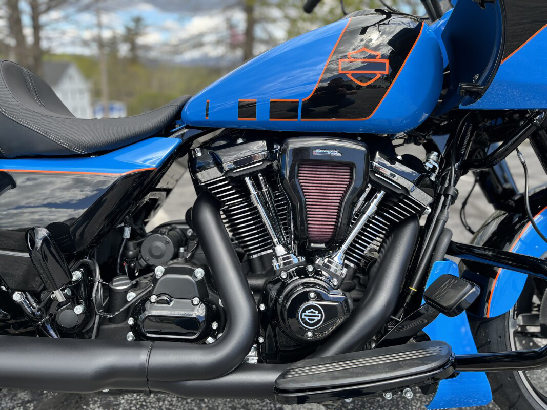 Road Glide®