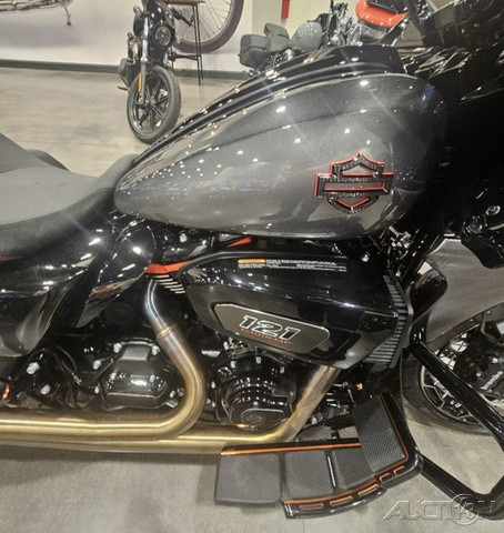 CVO® Road Glide®