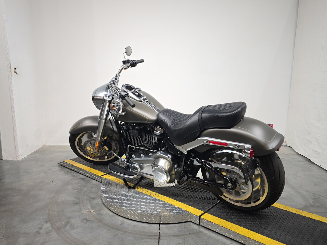 Softail® Fat Boy® 114