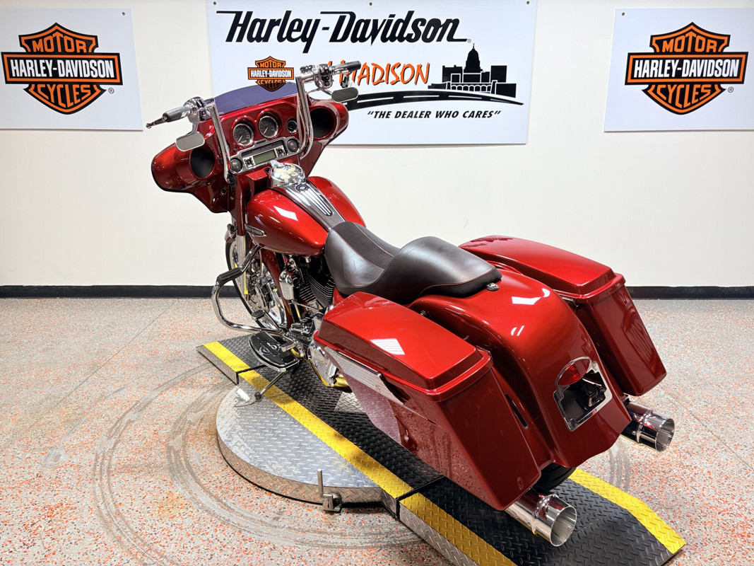 Electra Glide® Standard